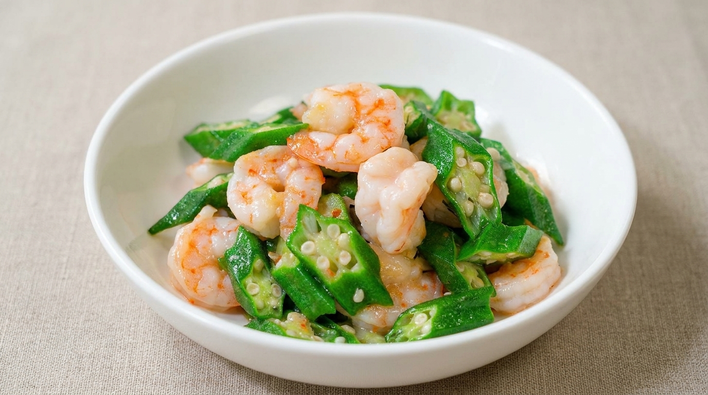 Gebratene Okra mit Garnelen