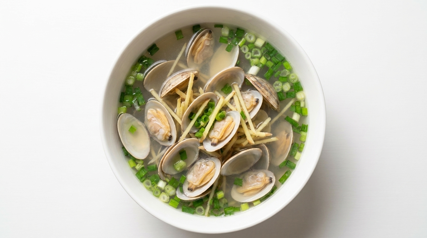 Klare Muschelsuppe mit Ingwer