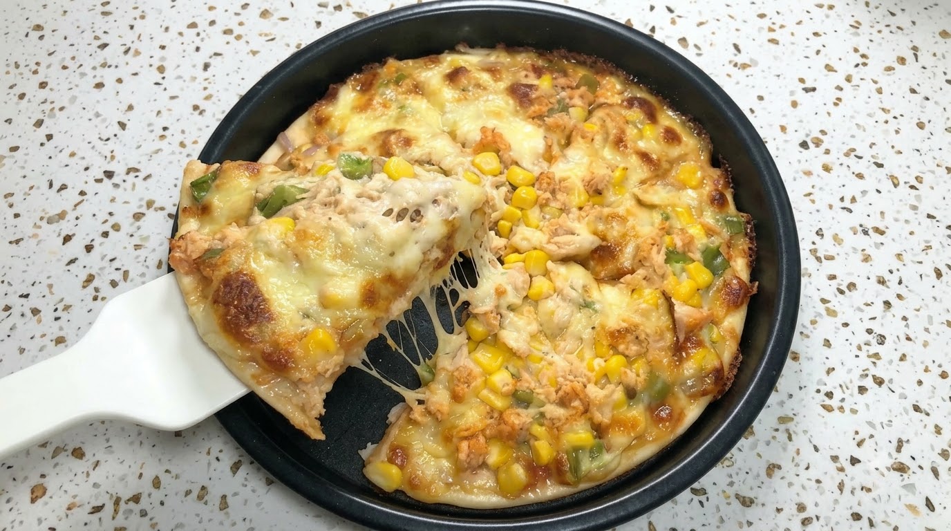 Hausgemachte Lachs-Mais-Pizza