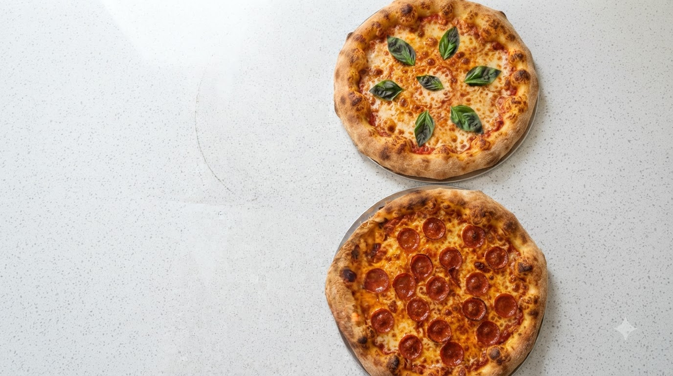 Klassische italienische Margherita- und Salami-Pizza